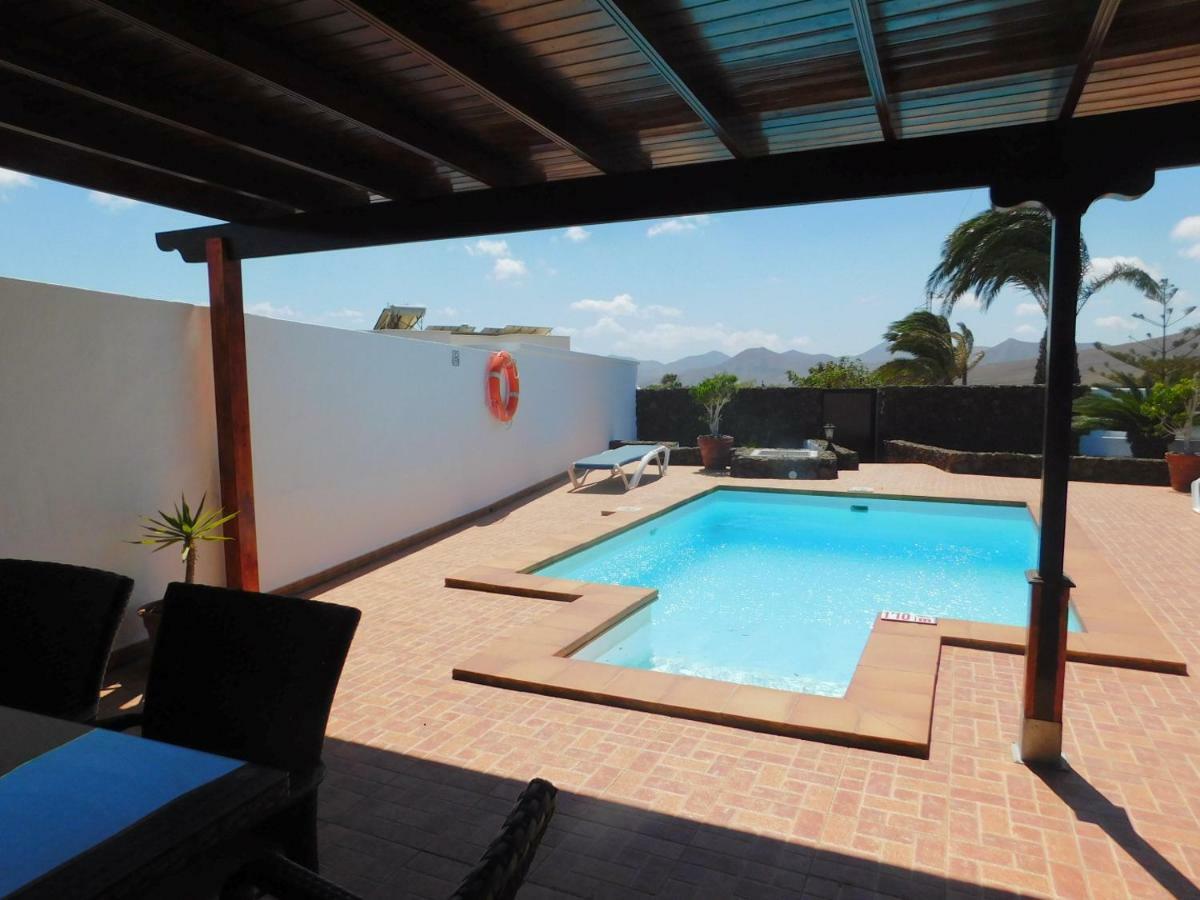 Villa Lucky - Heated Pool Mácher Екстериор снимка